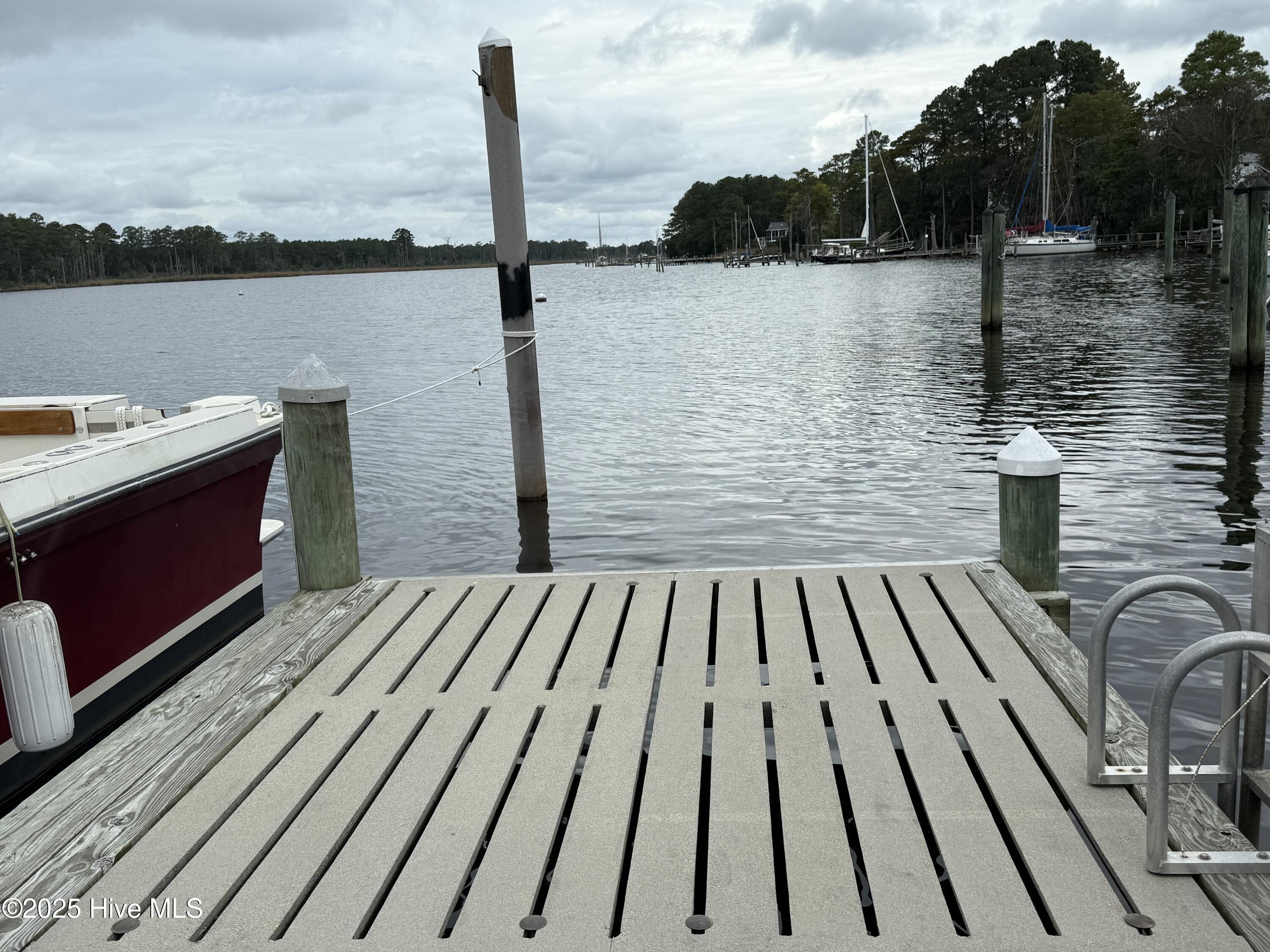 5504 Gondolier Drive New Bern, NC 28560 - Photo 52 of 87 IMG_8042