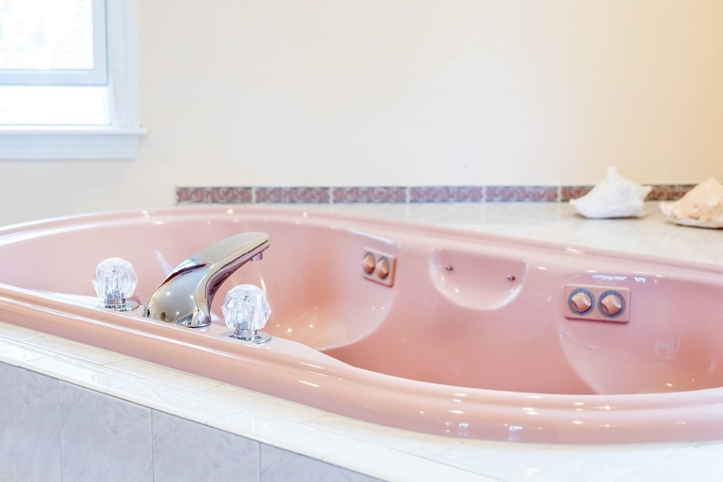 8 Spinney Path Lynn, MA 01902 - Photo 23 of 42 a close view of tap