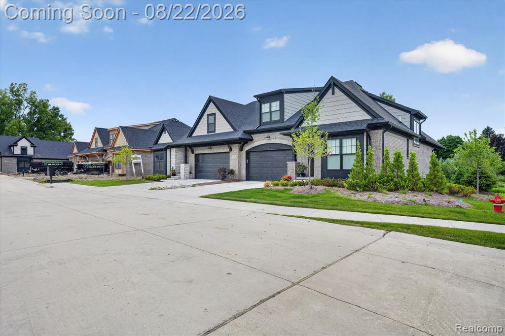 2020 Breckenridge Court Rochester Hills, MI 48309 - Photo 4 of 52 Gallery Image 4