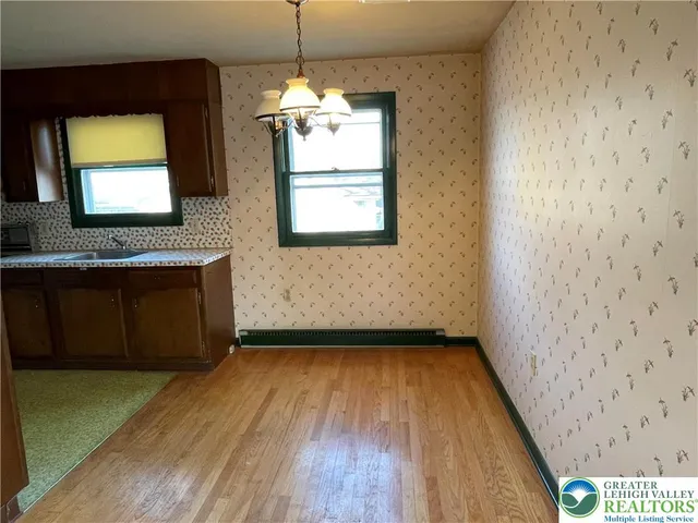 a view of livingroom with kitchen