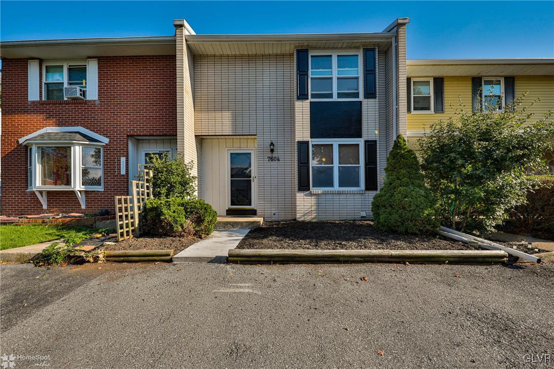 7604 Buttercup Road Macungie, PA 18062 - Photo 3 of 35 Gallery Image 3