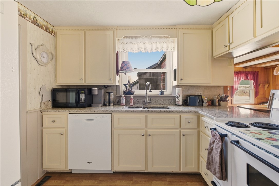 13 Shippee Schoolhouse Road Foster, RI 02825 - Photo 18 of 50