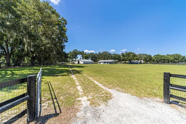 $1,890,000 | 16050 Northwest 10th Circle, Citra, FL 32113