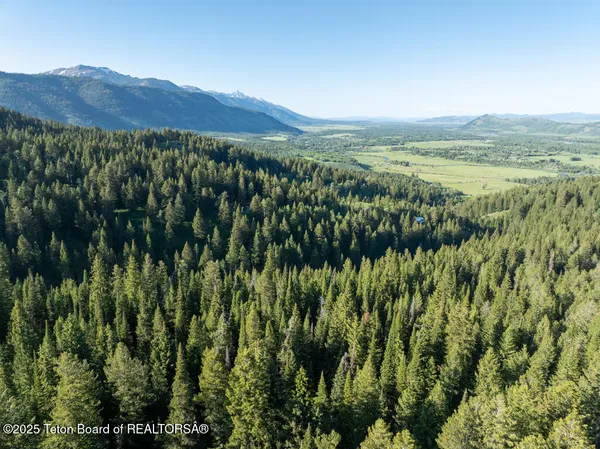 $1,480,000 | 6620 Lupine Trail, Wilson, WY 83014