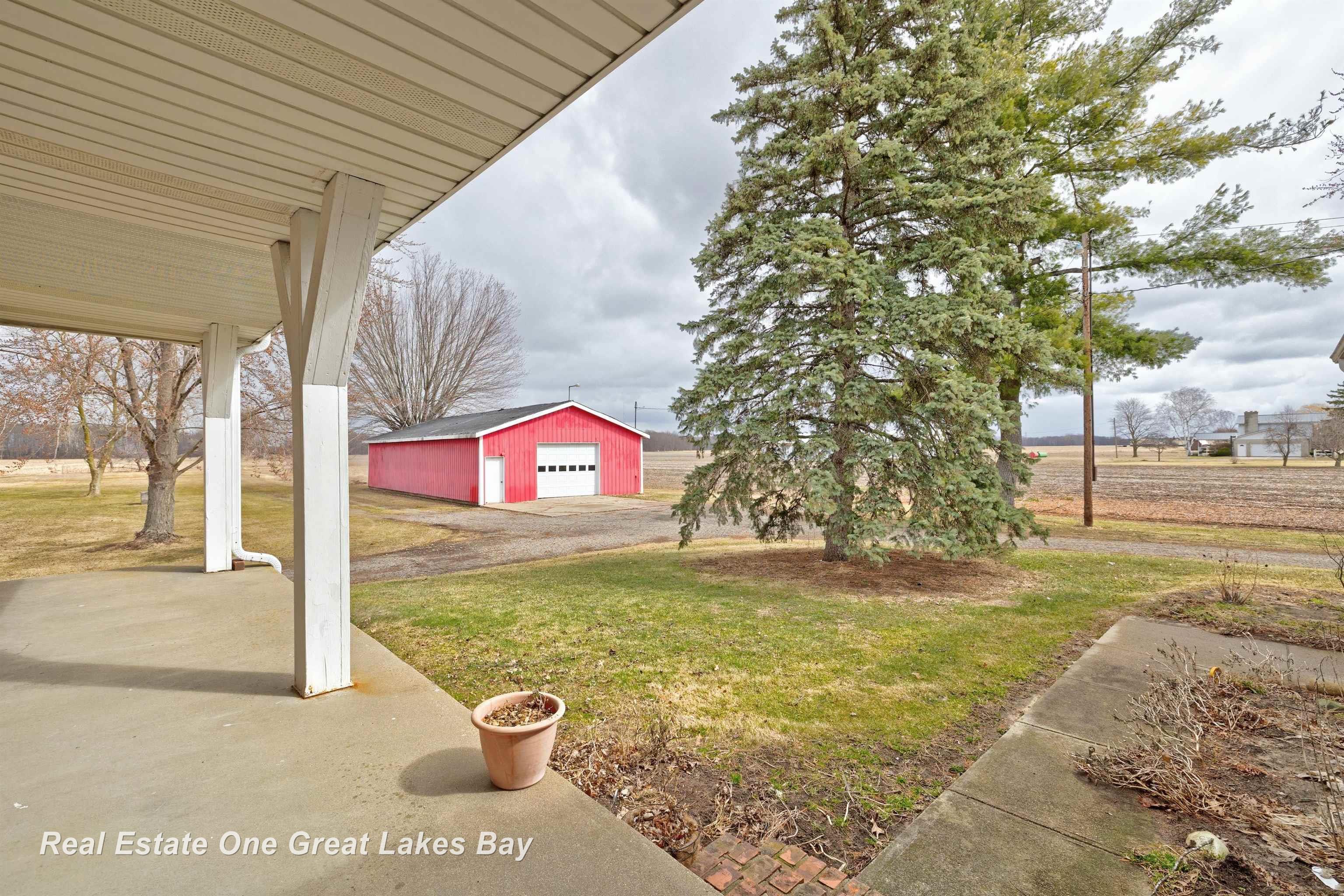 8730 Chesaning Road Chesaning, MI 48616 - Photo 45 of 72
