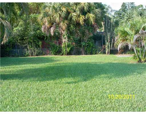6311 Southwest 41st Street Davie, FL 33314 - Photo 6 of 6 Exterior Back Other