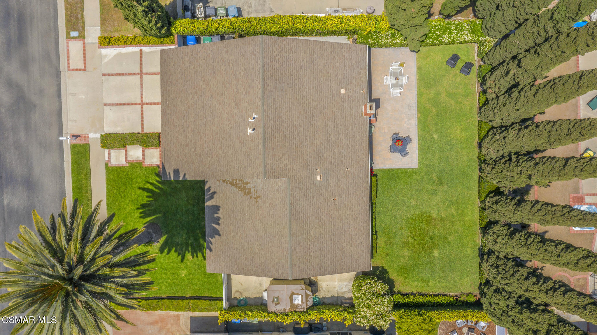2516 Clearfield Place Simi Valley, CA 93065 - Photo 32 of 39 a view of a entryway