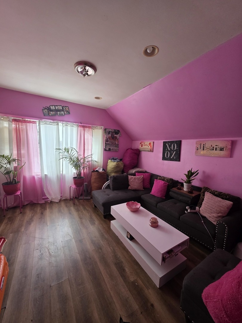 6342 South Parnell Avenue Chicago, IL 60621 - Photo 2 of 8