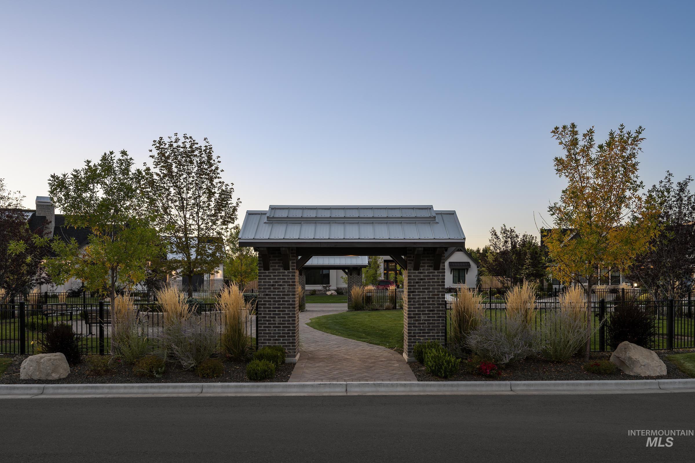 11827 North Rabbitbrush Way Boise, ID 83714 - Photo 5 of 8