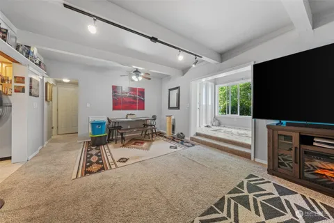 $1,150,000 | 2118 160th Place Southwest, Lynnwood, WA 98087