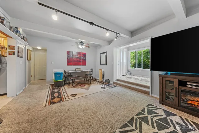 $1,150,000 | 2118 160th Place Southwest, Lynnwood, WA 98087