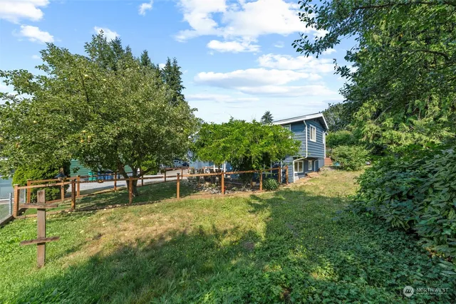 $1,150,000 | 2118 160th Place Southwest, Lynnwood, WA 98087
