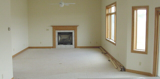 4382 Ridgeview Lane Byron, IL 61010 - Photo 4 of 5 an empty room with windows and closet