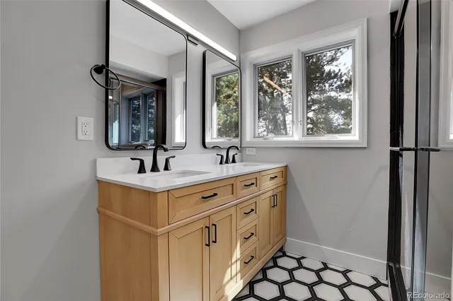 $1,100,000 | 686 Lookout Mountain Road, Golden, CO 80401