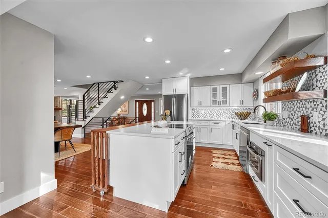 $1,100,000 | 686 Lookout Mountain Road, Golden, CO 80401