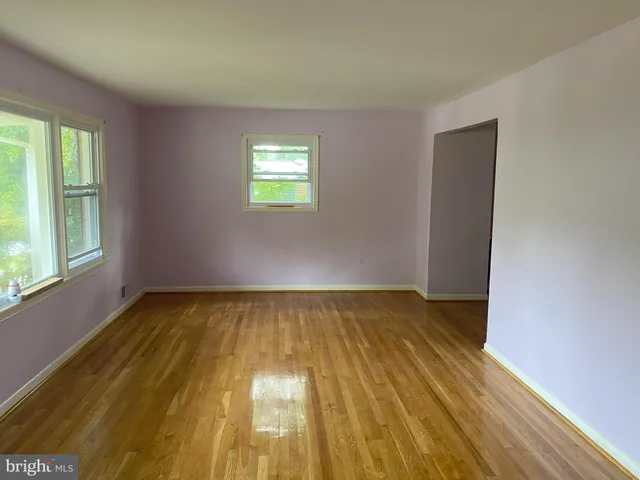 $699,900 | 2890 Balmoral Drive, Rockville, MD 20850