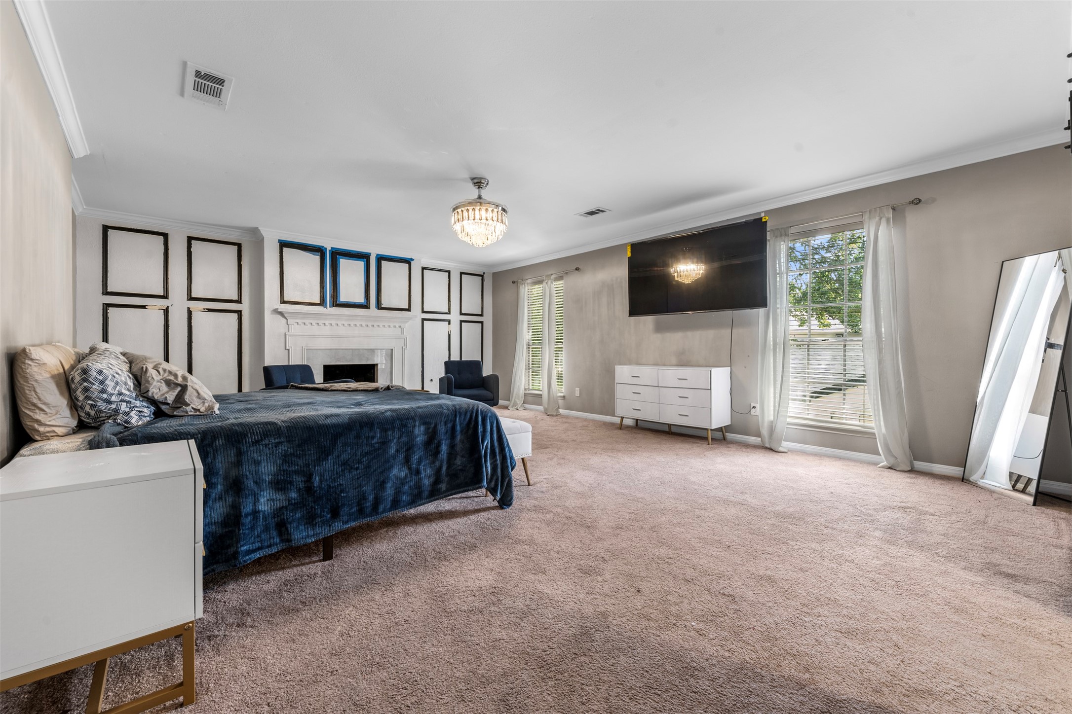 4223 Annawood Circle Spring, TX 77388 - Photo 12 of 30 a living room with furniture and a flat screen tv