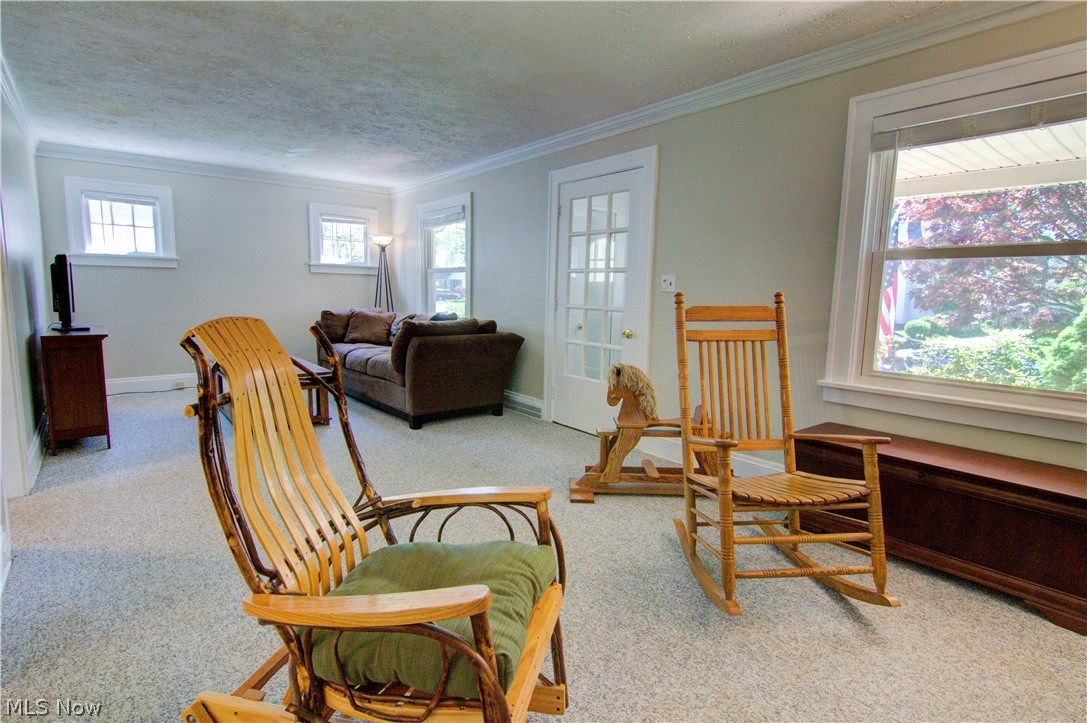 1145 Winston Road Cleveland, OH 44121 - Photo 6 of 31