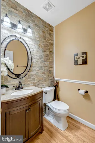 $750,000 | 4169 Agency Loop, Triangle, VA 22172