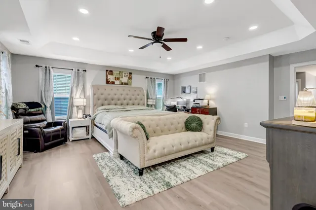 $750,000 | 4169 Agency Loop, Triangle, VA 22172