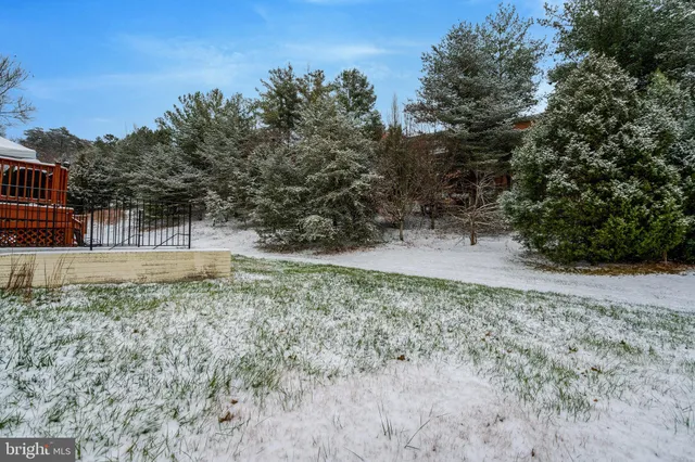 $750,000 | 4169 Agency Loop, Triangle, VA 22172