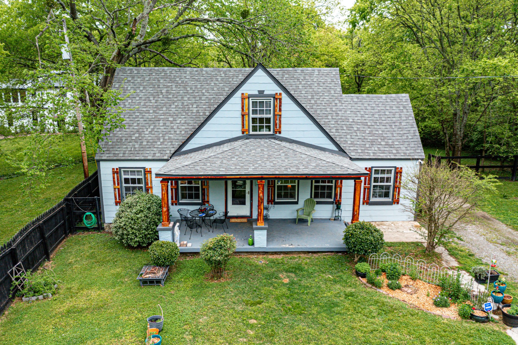 1156 Pierce Road Madison, TN 37115 - Photo 3 of 30 a front view of house with a garden