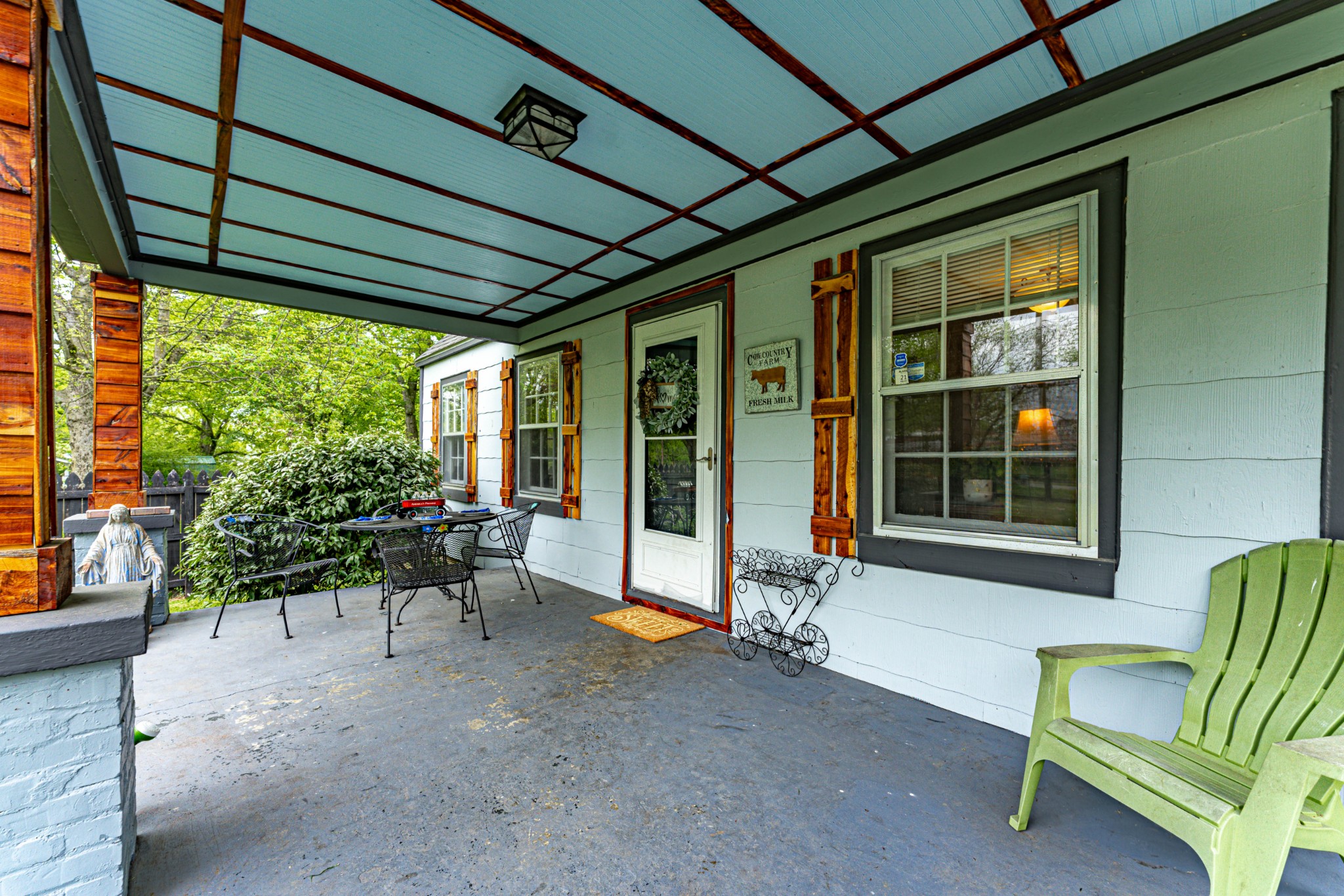 1156 Pierce Road Madison, TN 37115 - Photo 27 of 30 a balcony with furniture and a window