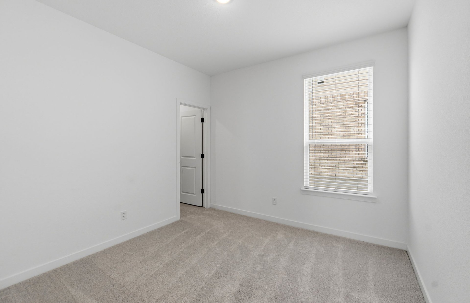 198 Rubber Tree Way Buda, TX 78610 - Photo 13 of 23