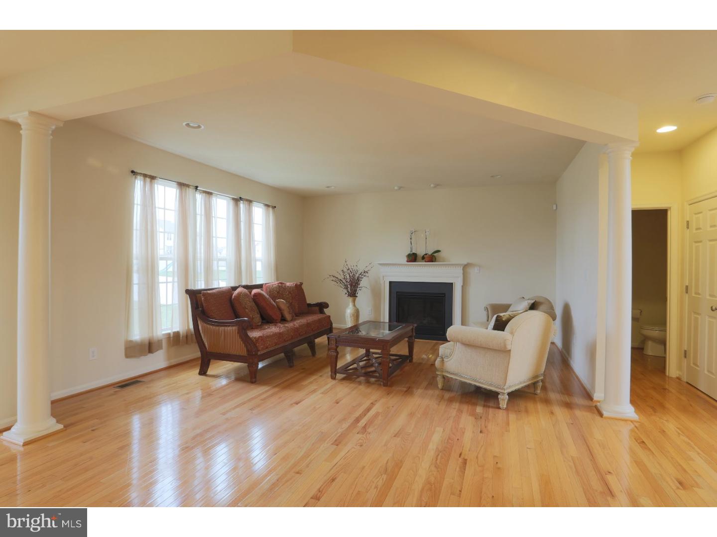 1004 Camelot Drive Middletown, DE 19709 - Photo 2 of 26