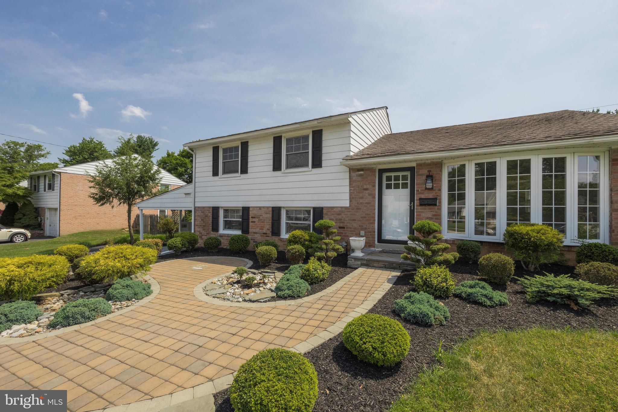 525 Wesley Road Springfield, PA 19064 - Photo 3 of 48