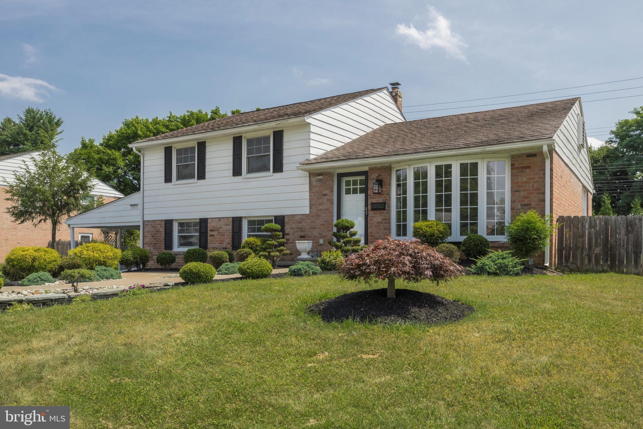 525 Wesley Road Springfield, PA 19064 - Photo 4 of 48