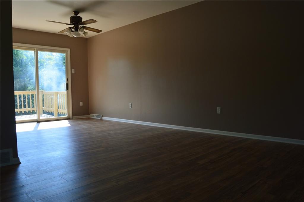 588 Engle Road Ohioville, PA 15052 - Photo 5 of 16