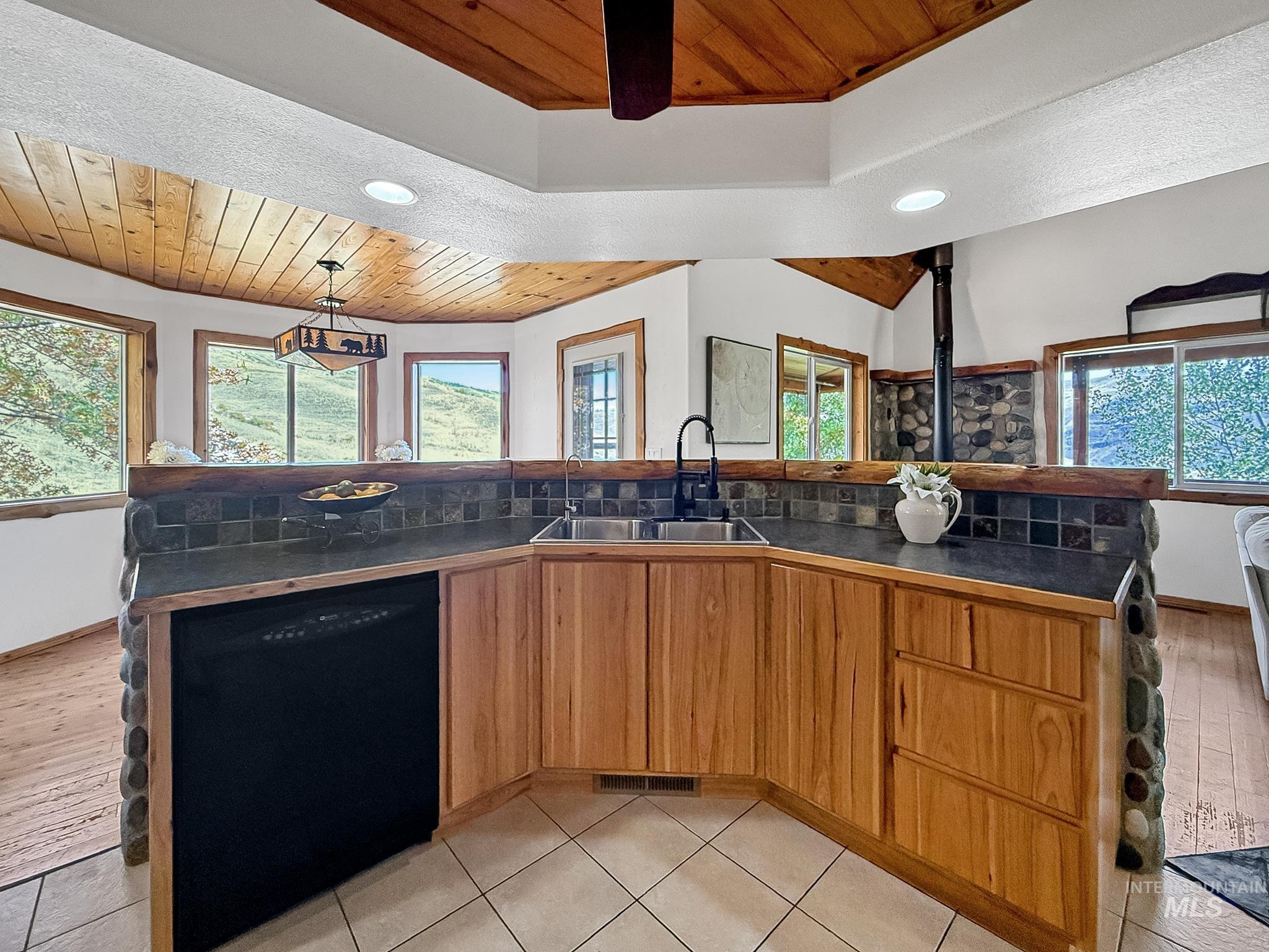 231 Gregory Crk Road, Unit WHITE White Bird, ID 83554 - Photo 14 of 49 Gallery Image 14