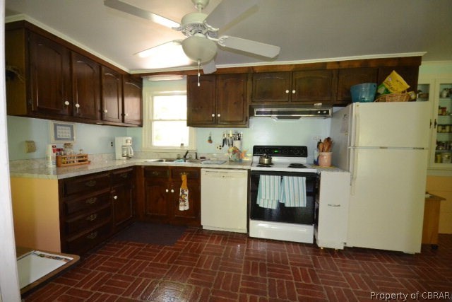 586 Fox Point Road Reedville, VA 22539 - Photo 13 of 39