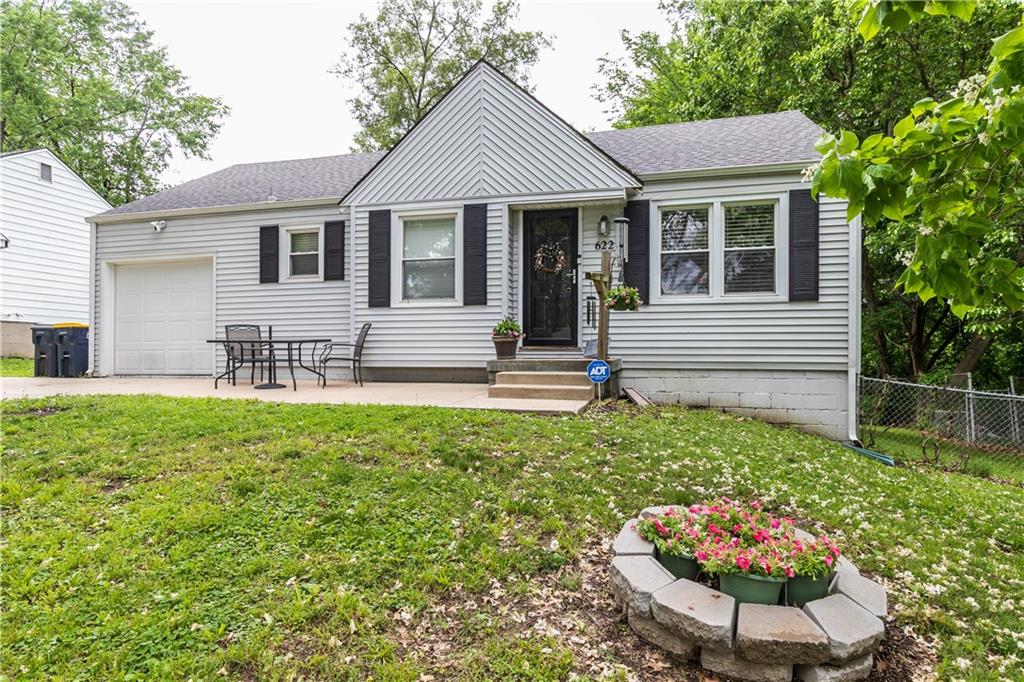 622 Northeast Greenfield Road Kansas City, MO 64116 - Photo 1 of 1