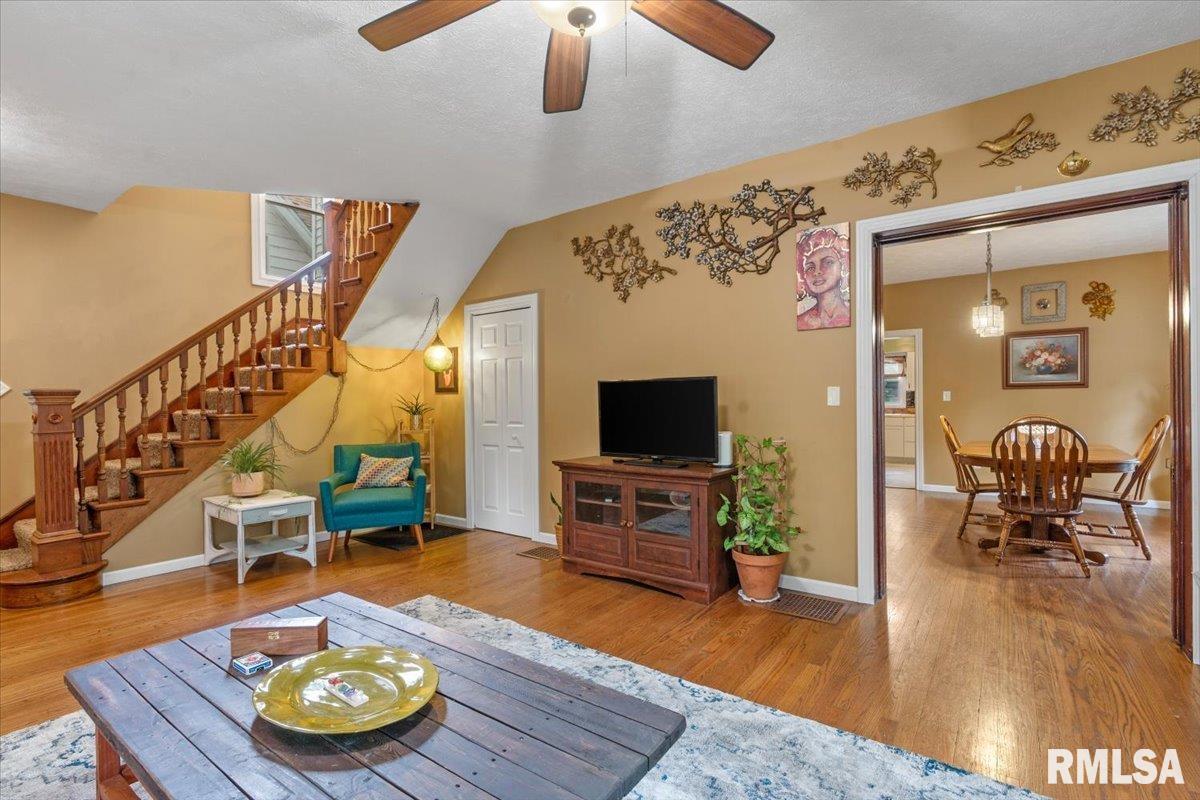 450 West Chenery Street Springfield, IL 62704 - Photo 7 of 31
