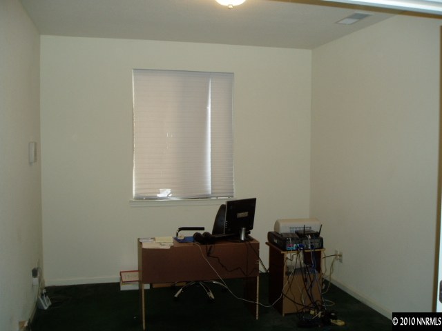 7820 Fire Opal Lane Reno, NV 89506 - Photo 4 of 7 Photo 4