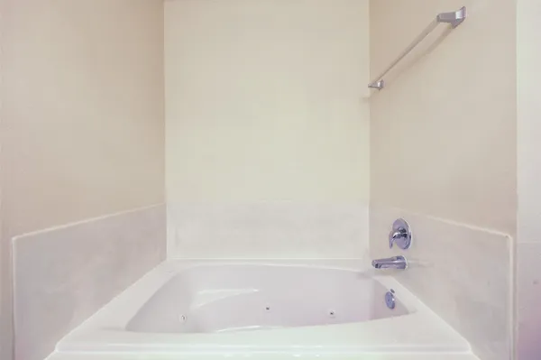 $1,700 | 11905 Algonquin Drive, Unit 20, Houston, TX 77089