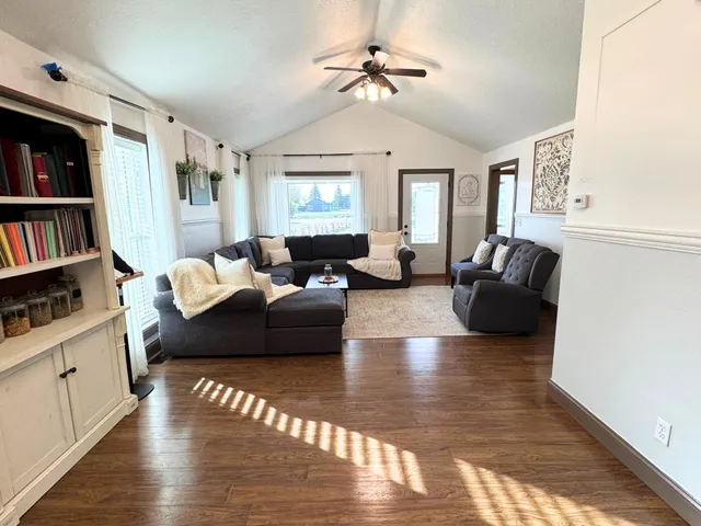 $425,000 | 21522 380th Street Southeast, Erskine, MN 56535