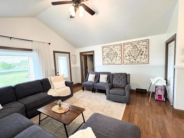 $425,000 | 21522 380th Street Southeast, Erskine, MN 56535