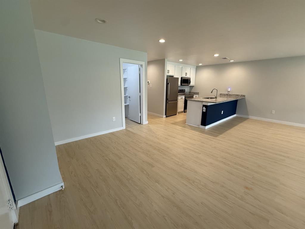 505 Thomas Street Terrell, TX 75160 - Photo 3 of 38
