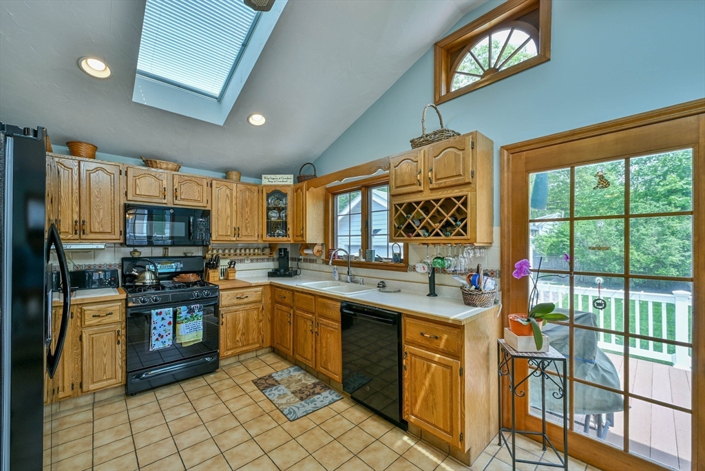 246 Manning Street Needham, MA 02492 - Photo 16 of 42