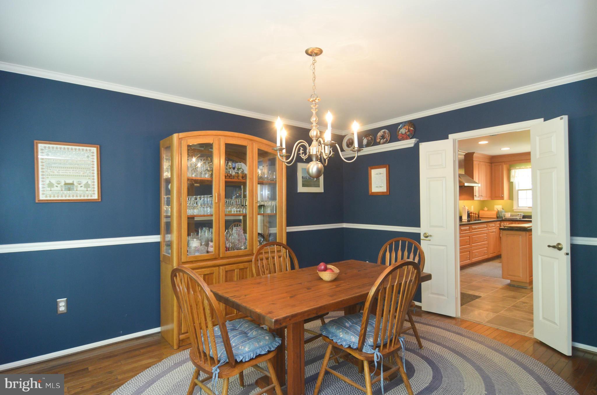 3310 Miller Heights Road Oakton, VA 22124 - Photo 7 of 23 Dining Room