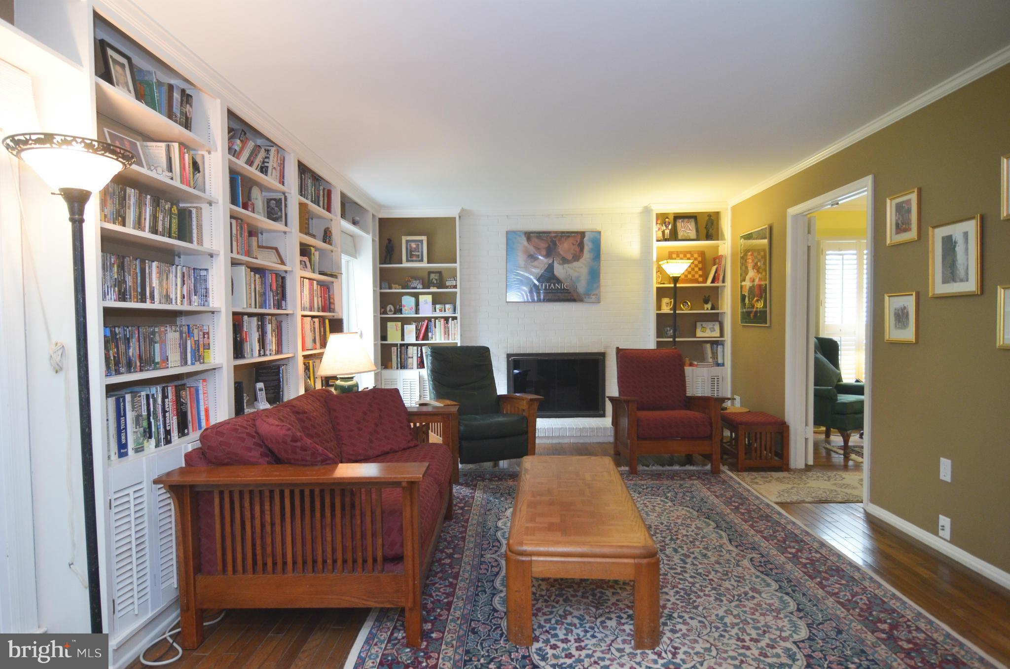 3310 Miller Heights Road Oakton, VA 22124 - Photo 8 of 23 Family Room