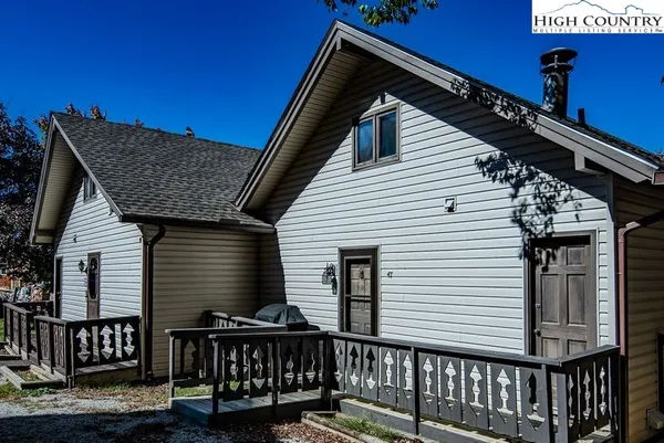 $324,990 | 115 North Pinnacle Ridge Road, Unit 47, Beech Mountain, NC 28604