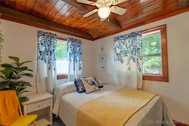 $299,900 | 2131 Brown Bend Road, Edwards, MO 65326