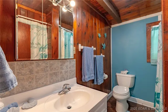 $299,900 | 2131 Brown Bend Road, Edwards, MO 65326