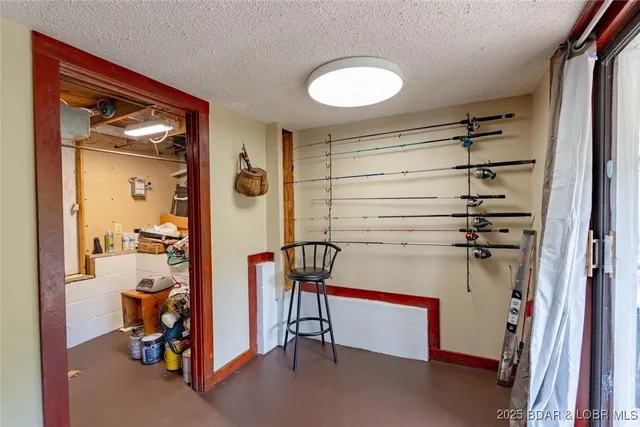 $299,900 | 2131 Brown Bend Road, Edwards, MO 65326