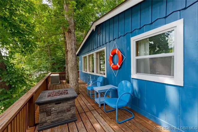 $299,900 | 2131 Brown Bend Road, Edwards, MO 65326