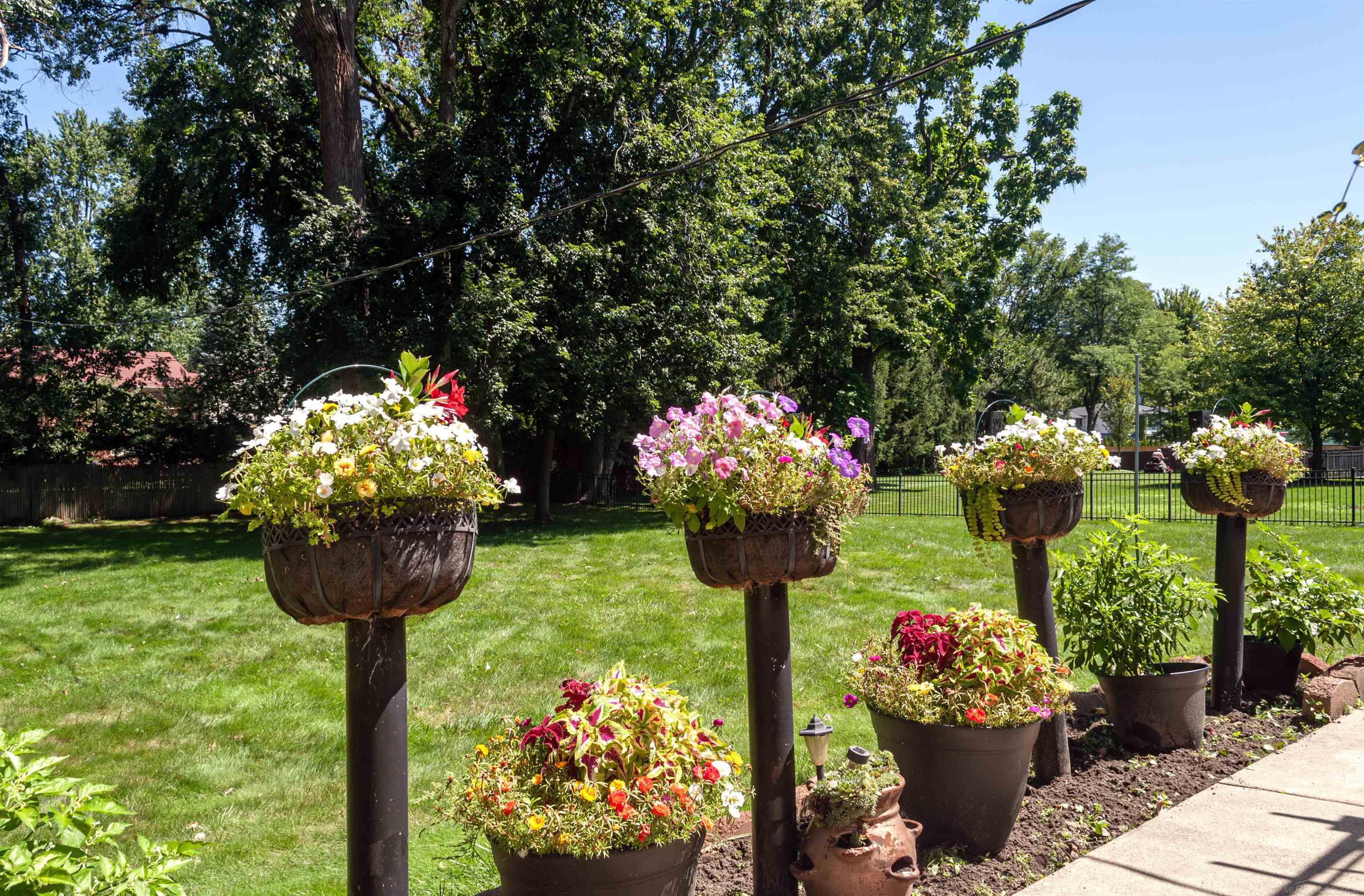 164 Lothrop Road Grosse Pointe Farms, MI 48236 - Photo 44 of 54